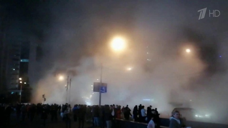 Девять человек получили ожоги в результате прорыва трубы...