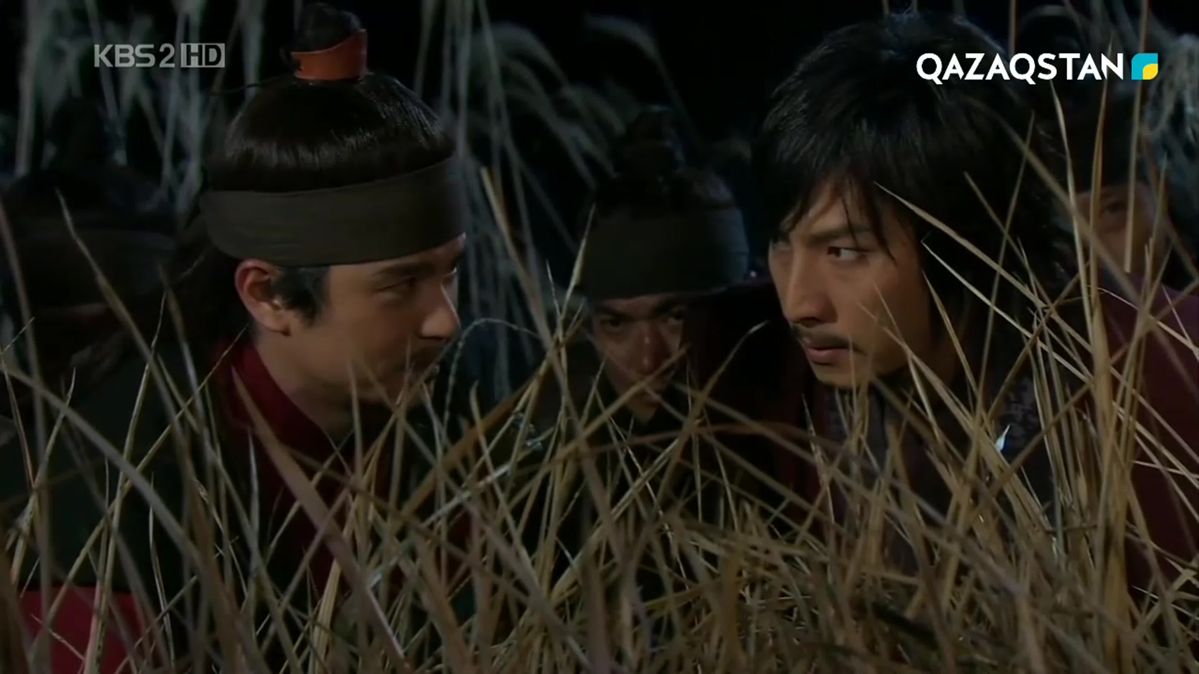 Ақша үшін әжетханада қылық