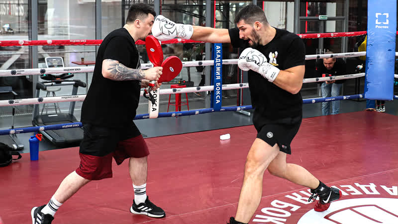 Папин бокс сегодня. Мусин к. Папин бокс сегодня. Папин бокс сегодня. Пояс боксера чемпионский.