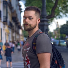 Илья Подустов